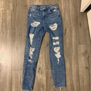 American Eagle mom jeans